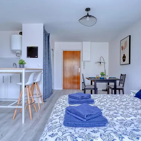 Logement Elora Courcouronnes Buitenkant foto