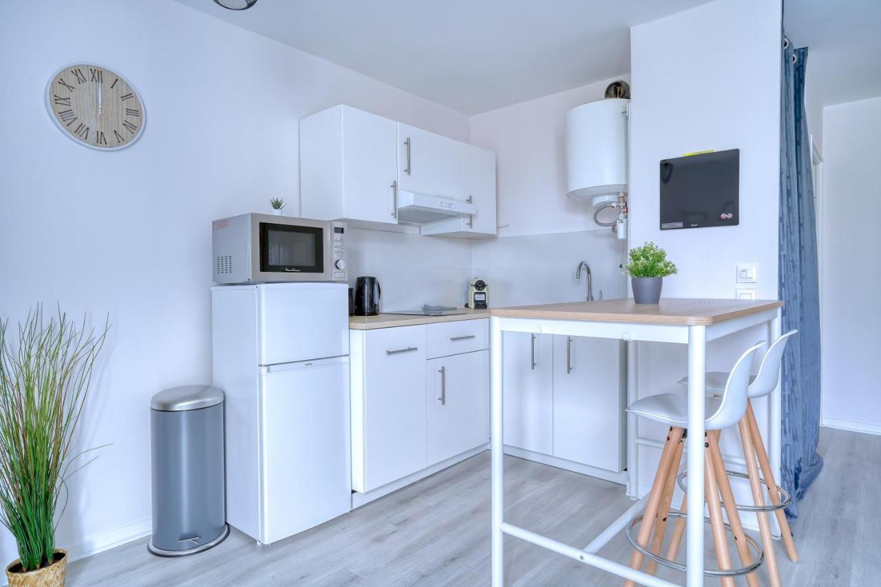 Elora Apartment